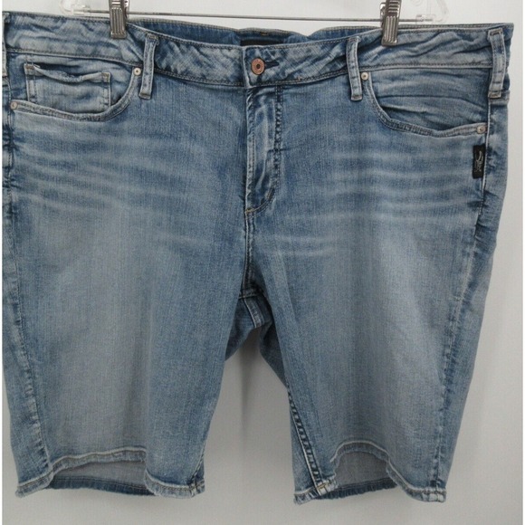 SILVER JEANS CO SUKI BERMUDA‎ DENIM SHORTS Men's 45" Waist X 11" inseam - Picture 1 of 6